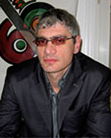 Тимур Акиев (фото с сайта rfi.fr)