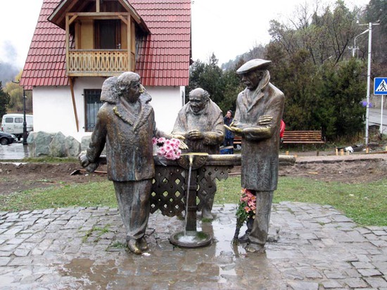 Памятник бемподобным актёрам фильма Памятник бемподобным актёрам фильма