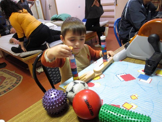 Упражнение по развитию пальцев и развитию координации Упражнение по развитию пальцев и развитию координации