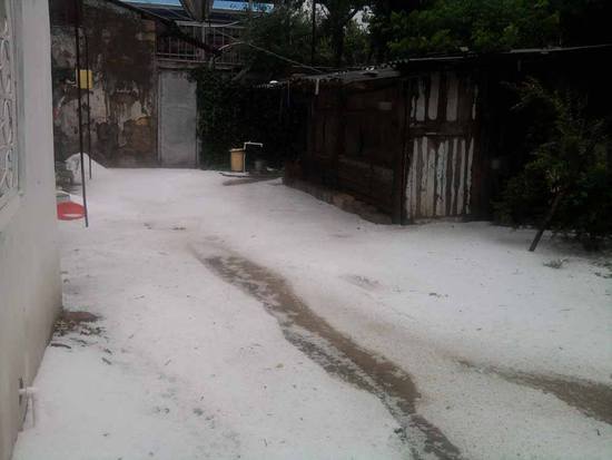 А это Мартуни. Неделю назад пошёл такой град... А это Мартуни. Неделю назад пошёл такой град...