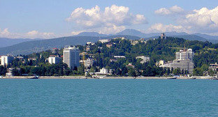 Вид на Сочи с Чёрного моря.