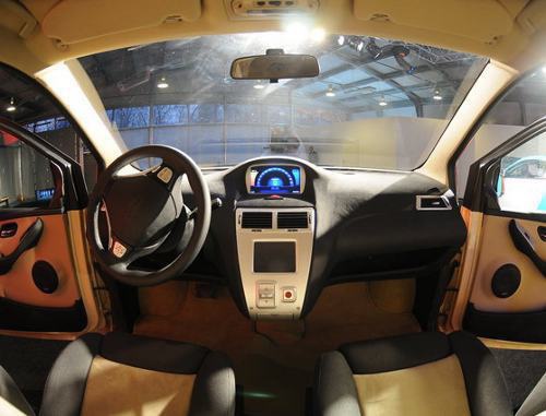Салон ё-мобиля. Презентация на сайте компании "Ё-авто" (http://www.yo-auto.ru) Салон ё-мобиля. Презентация на сайте компании "Ё-авто" (http://www.yo-auto.ru)