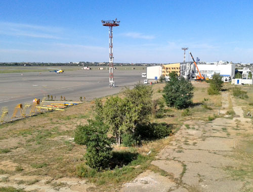 Аэропорт "Астрахань". Фото: Dogad75, http://commons.wikimedia.org/ Аэропорт "Астрахань". Фото: Dogad75, http://commons.wikimedia.org/