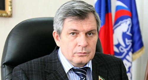 Абдурахманов Дукуваха Баштаевич. Фото: http://chechen.er.ru/media/userdata/news/2014/03/17/e01e0b1378a85c970c66b1dde212e17d.jpg