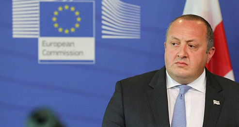 Георгий Маргвелашвили. Фото http://sputnik-georgia.ru/georgia/20160419/231210120/Prezident-Gruzii-v-Parizhe-vstretitsja-s-Ollandom.html Георгий Маргвелашвили. Фото http://sputnik-georgia.ru/georgia/20160419/231210120/Prezident-Gruzii-v-Parizhe-vstretitsja-s-Ollandom.html