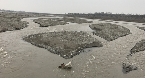 Русло реки Самур . Фото Патимат Махмудовой для Кавказского Узла