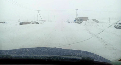 Дорога в Армени. Фото © Sputnik/ David Galstyan
http://ru.armeniasputnik.am/society/20170109/6023435/v-armenii-silnaya-oblachnost-est-trudnoprohodimye-dorogi.html Дорога в Армени. Фото © Sputnik/ David Galstyan
http://ru.armeniasputnik.am/society/20170109/6023435/v-armenii-silnaya-oblachnost-est-trudnoprohodimye-dorogi.html