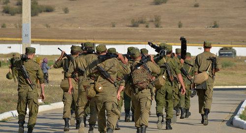 Мотострелки российской военной базы ЮВО в Абхазии.
Фото: http://sputnik-abkhazia.ru/Abkhazia/20170807/1021602862/nochnye-strelby-voennye-yuvo-zavershili-ucheniya-v-cabale-i-nagvalou.html Мотострелки российской военной базы ЮВО в Абхазии.
Фото: http://sputnik-abkhazia.ru/Abkhazia/20170807/1021602862/nochnye-strelby-voennye-yuvo-zavershili-ucheniya-v-cabale-i-nagvalou.html