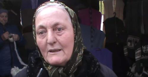 Лиза Жантудуева, работница Козьего рынка в Нальчике. Кадр из видео "Кавказского узла" Лиза Жантудуева, работница Козьего рынка в Нальчике. Кадр из видео "Кавказского узла"