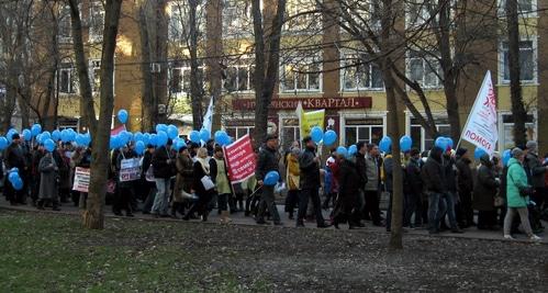 Шествие обманутых дольщиков Ростовской области. Ростов-на-Дону, 10 декабря 2017 года. Фото Константина Волгина для "Кавказского узла"