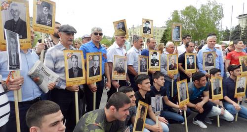 Участники «Бессмертного полка» в Волгограде. Фото Татьяны Филимновой для "Кавказскогоузла"