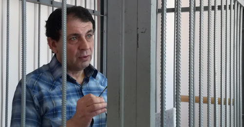 Юрий Гольдер в перерыве судебного заседания 21 июня 2018 г. Фото Татьяны Филимоновой для "Кавказского узла" Юрий Гольдер в перерыве судебного заседания 21 июня 2018 г. Фото Татьяны Филимоновой для "Кавказского узла"