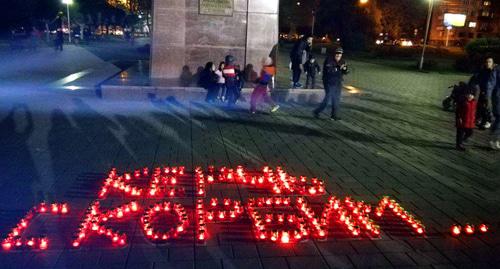 Мемориал в память о жертвах атаки в Керчи во Владикавказе. Фото Эммы Марзоевой для "Кавказского узла" Мемориал в память о жертвах атаки в Керчи во Владикавказе. Фото Эммы Марзоевой для "Кавказского узла"