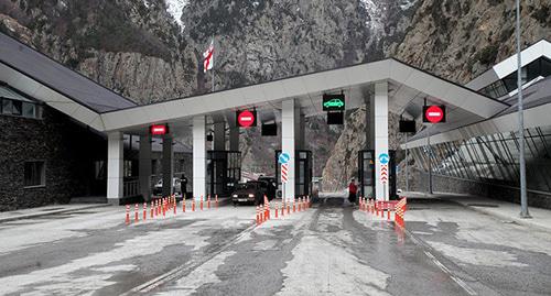 Пункт пропуска "Верхний Ларс". Фото © : official site of the MTCIT of RA
https://ru.armeniasputnik.am/caucasus/20180818/13942952/edinstvennaya-doroga-iz-armenii-v-rossiyu-stoit.html Пункт пропуска "Верхний Ларс". Фото © : official site of the MTCIT of RA
https://ru.armeniasputnik.am/caucasus/20180818/13942952/edinstvennaya-doroga-iz-armenii-v-rossiyu-stoit.html