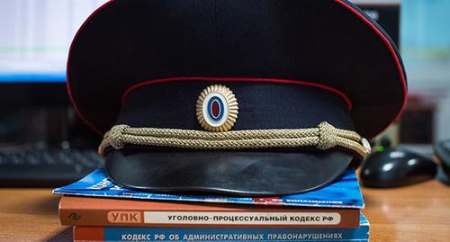 Фуражка сотрудника МВД. © Фото Елены Синеок, Юга.ру Фуражка сотрудника МВД. © Фото Елены Синеок, Юга.ру