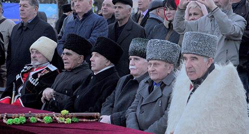 Праздничные мероприятия по поводу черкесского нового года. Фото предоставлено Центром народной культуры Адыгеи Праздничные мероприятия по поводу черкесского нового года. Фото предоставлено Центром народной культуры Адыгеи