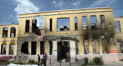 Здание Университета в Цхинвале в 2010 году. Фото Людмилы маратовой для "Кавказского узла" Здание Университета в Цхинвале в 2010 году. Фото Людмилы маратовой для "Кавказского узла"