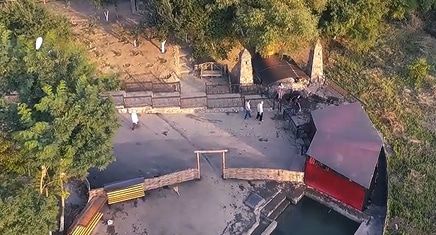 Иласхан-Юрт. Фото: стопкадр видео
Хизир 95 https://www.youtube.com/watch?v=FsEGZDtrcYY&app=desktop Иласхан-Юрт. Фото: стопкадр видео
Хизир 95 https://www.youtube.com/watch?v=FsEGZDtrcYY&app=desktop