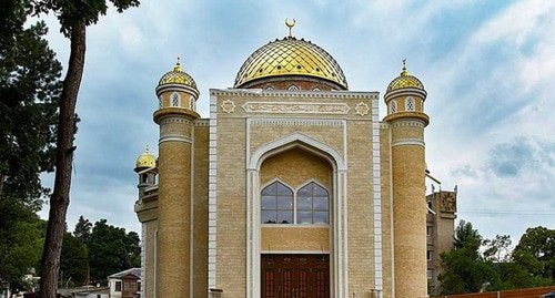 Мечеть в КЧР. Фото пресс-службы ДУМ КЧР https://dumsk.com/novosti/33317-mecheti-v-regione-kmv-iz-za-epidemiologicheskoj-obstanovki-budut-prodolzhat-ostavatsya-zakrytymi.html Мечеть в КЧР. Фото пресс-службы ДУМ КЧР https://dumsk.com/novosti/33317-mecheti-v-regione-kmv-iz-za-epidemiologicheskoj-obstanovki-budut-prodolzhat-ostavatsya-zakrytymi.html