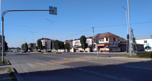Улица Чегема. Фото Черек- https://commons.wikimedia.org/wiki/Category:Chegem Улица Чегема. Фото Черек- https://commons.wikimedia.org/wiki/Category:Chegem