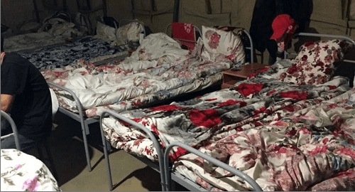 Обитатели палаточного лагеря в Дагестане. Фото Асима Тагиева для "Кавказского узла". Обитатели палаточного лагеря в Дагестане. Фото Асима Тагиева для "Кавказского узла".