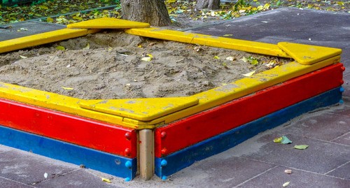 Детская песочница. Фото Нины Тумановой для "Кавказского узла"