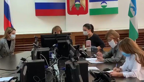 Колл-центр оперативного штаба Кабардино-Балкарии. Фото: скриншот со страницы kbrminzdrav в Instagram https://www.instagram.com/p/CHAuKugnxGq/ Колл-центр оперативного штаба Кабардино-Балкарии. Фото: скриншот со страницы kbrminzdrav в Instagram https://www.instagram.com/p/CHAuKugnxGq/