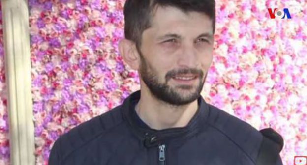Полад Асланов. Скриншот с видео Youtube-канала Amerikanın Səsi
https://www.youtube.com/watch?v=p-8biHhxt2M Полад Асланов. Скриншот с видео Youtube-канала Amerikanın Səsi
https://www.youtube.com/watch?v=p-8biHhxt2M