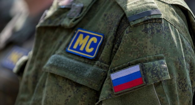 Знаки отличия российского миротворца. Фото: пресс-служба Минобороны РФ. Знаки отличия российского миротворца. Фото: пресс-служба Минобороны РФ.