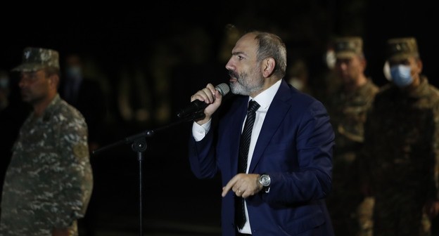 Тигран Петросян. Октябрь 2020 г. Фото: Armenian Prime Minister Press Service/Tigran Mehrabyan/PAN Photo via REUTERS Тигран Петросян. Октябрь 2020 г. Фото: Armenian Prime Minister Press Service/Tigran Mehrabyan/PAN Photo via REUTERS
