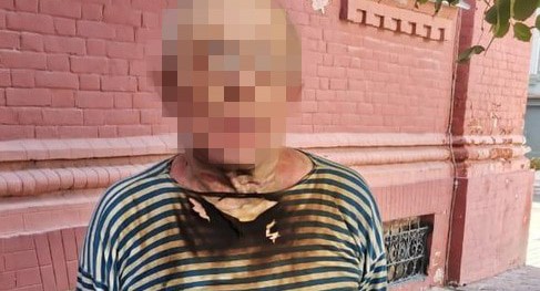 Подозреваемый в поджоге двери Астраханской областной думы. Фото пресс-службы Астраханской областной думы https://www.astroblduma.ru/events/news/podzhog-zdaniya-dumy-ne-yavlyaetsya-itogom-piketa/ Подозреваемый в поджоге двери Астраханской областной думы. Фото пресс-службы Астраханской областной думы https://www.astroblduma.ru/events/news/podzhog-zdaniya-dumy-ne-yavlyaetsya-itogom-piketa/