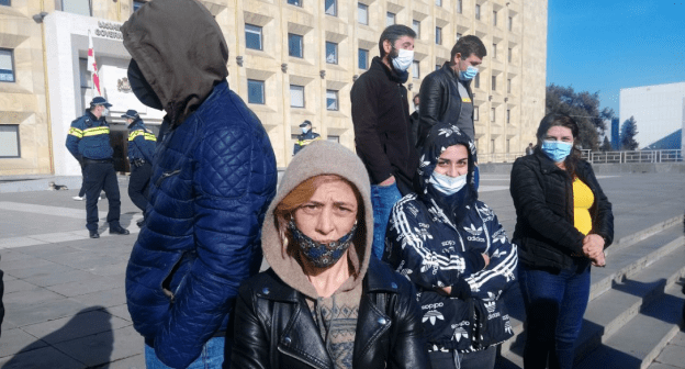 Участники акции в Тбилиси. Фото Беслана Кмузова для "Кавказского узла" Участники акции в Тбилиси. Фото Беслана Кмузова для "Кавказского узла"
