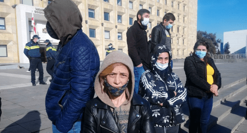 Участники акции в Тбилиси. Фото Беслана Кмузова для "Кавказского узла" Участники акции в Тбилиси. Фото Беслана Кмузова для "Кавказского узла"