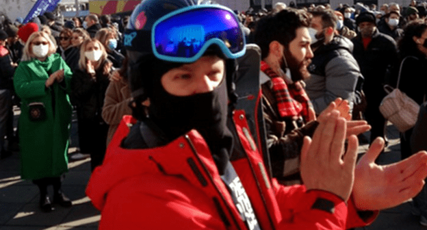 Участники митинга против ковид-ограничений. Тбилиси, 24 января 2021 года. Фото Беслана Кмузова для "Кавказского узла". Участники митинга против ковид-ограничений. Тбилиси, 24 января 2021 года. Фото Беслана Кмузова для "Кавказского узла".