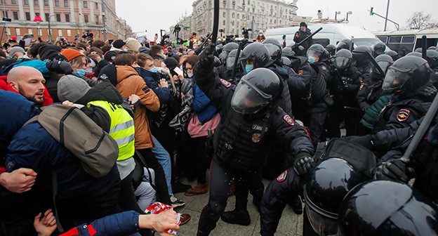 Полиция во время акции протеста. Москва, 23 января 2021 года. Фото: REUTERS/Maxim Shemetov Полиция во время акции протеста. Москва, 23 января 2021 года. Фото: REUTERS/Maxim Shemetov