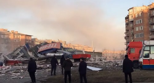 Последствия  взрыва газа во владикавказском супермаркете. Кадр видео 
Мир 24 https://www.youtube.com/watch?v=uwwLutRER3E&feature=emb_logo