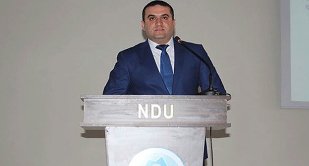 Экс-министр образования автономной республики Мамед Гарибов. Фото: https://report.az/hadise/naxcivanin-daha-bir-sabiq-naziri-saxlanilib/ Экс-министр образования автономной республики Мамед Гарибов. Фото: https://report.az/hadise/naxcivanin-daha-bir-sabiq-naziri-saxlanilib/