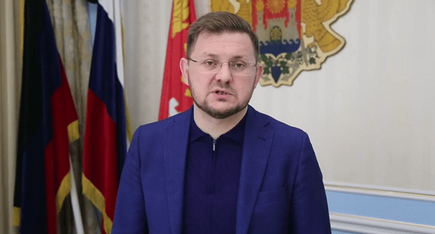 Кадр видеообращения Салмана Дадаева, опубликованного в его Instagram. Кадр видеообращения Салмана Дадаева, опубликованного в его Instagram.