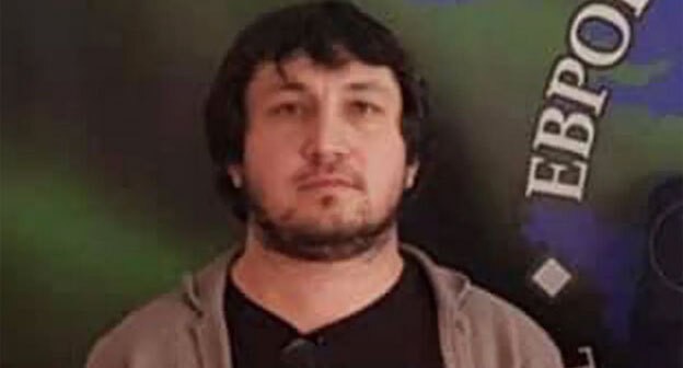 Магомед Гадаев. Фото с сайта Amnesty International https://www.amnesty.fr/actions-mobilisation/m-macron-rapatriez-ce-refugie-tchetchene-expulse Магомед Гадаев. Фото с сайта Amnesty International https://www.amnesty.fr/actions-mobilisation/m-macron-rapatriez-ce-refugie-tchetchene-expulse