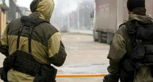 Сотрудники спецслужб. Фото http://www.warchechnya.ru/news/v_chechenskom_gorode_shali_unichtozheny_troe_boevikov/2017-01-30-3454 Сотрудники спецслужб. Фото http://www.warchechnya.ru/news/v_chechenskom_gorode_shali_unichtozheny_troe_boevikov/2017-01-30-3454
