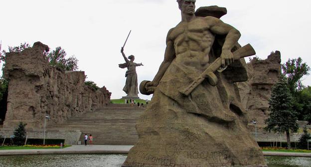 Мемориальный комплекс на Мамаевом кургане. Фото Вячеслава Ященко для "Кавказского узла" Мемориальный комплекс на Мамаевом кургане. Фото Вячеслава Ященко для "Кавказского узла"