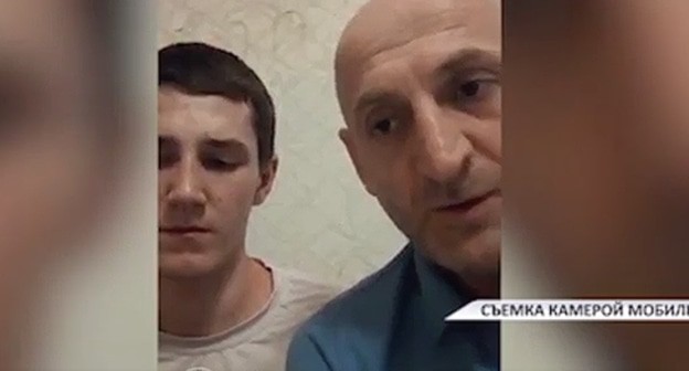 15-летний подросток из Дагестана, который живет в Подмосковье, и его отец, приносят извинения https://www.instagram.com/p/CPD8ULQp8Tp/ 15-летний подросток из Дагестана, который живет в Подмосковье, и его отец, приносят извинения https://www.instagram.com/p/CPD8ULQp8Tp/