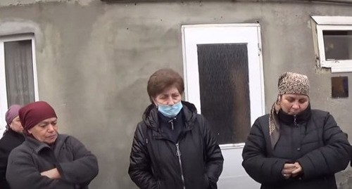 Семья Индреевых. Кадр видео "Сделано в КБР" https://www.youtube.com/watch?reload=9&v=Q55WKgd1PE8&feature=youtu.be Семья Индреевых. Кадр видео "Сделано в КБР" https://www.youtube.com/watch?reload=9&v=Q55WKgd1PE8&feature=youtu.be
