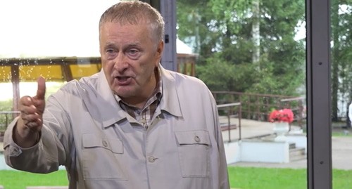 Владимир Жириновский, стоп кадр видео https://www.kp.ru/online/news/4385003/ Владимир Жириновский, стоп кадр видео https://www.kp.ru/online/news/4385003/