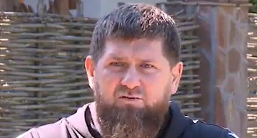 Рамзан Кадыров заявляет о недопустимости поборов в школах. 4 сентября 2021 года. Стоп-кадр видео https://www.instagram.com/p/CTZxIrLDyvf/ Рамзан Кадыров заявляет о недопустимости поборов в школах. 4 сентября 2021 года. Стоп-кадр видео https://www.instagram.com/p/CTZxIrLDyvf/