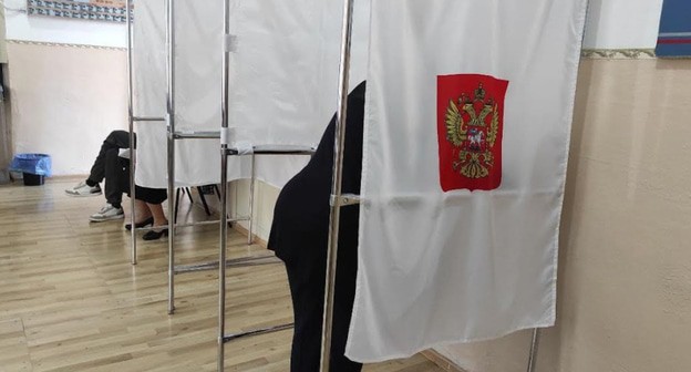 Избирательный участок на выборах 17.09.2021. Фото Эммы Марзоевой для "Кавказского узла" Избирательный участок на выборах 17.09.2021. Фото Эммы Марзоевой для "Кавказского узла"