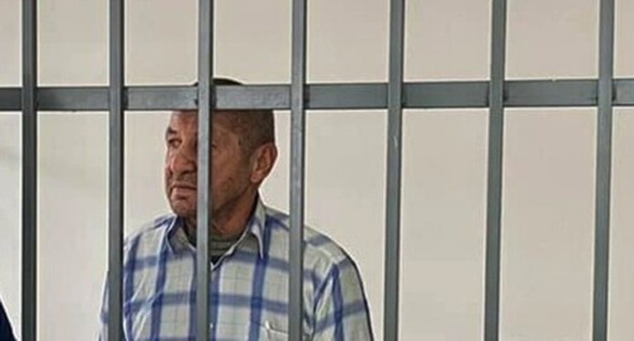 Сергей Мараков в зале суда. Скриншот поста на странице Андрея Сабинина в Facebook https://www.facebook.com/photo?fbid=3971759139515270&set=a.511013482256537 Сергей Мараков в зале суда. Скриншот поста на странице Андрея Сабинина в Facebook https://www.facebook.com/photo?fbid=3971759139515270&set=a.511013482256537