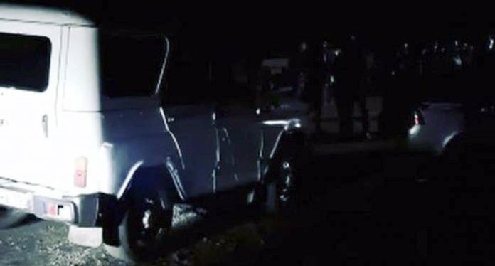 Машина полиции на месте драки в селе Дачном в Пригородном районе Северной Осетии. Фото https://fortanga.org/2021/11/tri-ingushskih-podrostka-postradali-v-prigorodnom-rajone-severnoj-osetii/ Машина полиции на месте драки в селе Дачном в Пригородном районе Северной Осетии. Фото https://fortanga.org/2021/11/tri-ingushskih-podrostka-postradali-v-prigorodnom-rajone-severnoj-osetii/