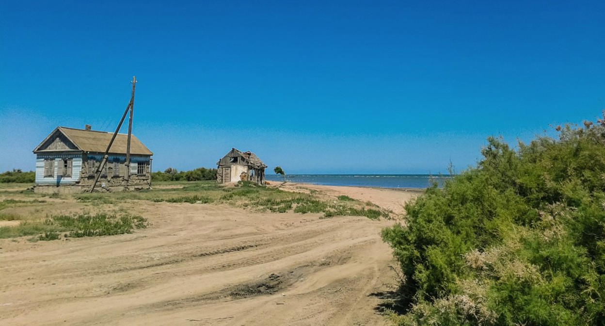 Вид села Крайновки Кизлярского района Дагестана. Фото СРТС https://welcomedagestan.ru/dagestan/kizlyarskij/krajnovka/?type=photo#&gid=null&pid=1 Вид села Крайновки Кизлярского района Дагестана. Фото СРТС https://welcomedagestan.ru/dagestan/kizlyarskij/krajnovka/?type=photo#&gid=null&pid=1