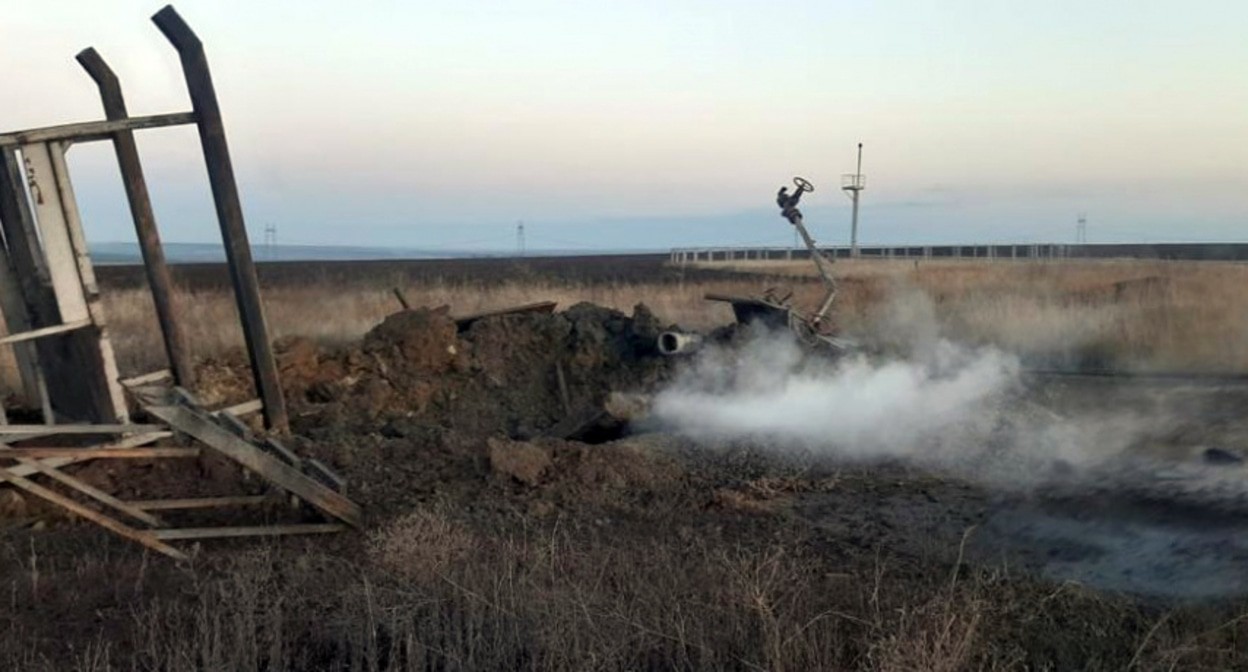 На месте происшествия ФОТО: ГУ МЧС РОССИИ ПО РОСТОВСКОЙ ОБЛАСТИ/ПРЕДОСТАВЛЕНО ТЕЛЕКАНАЛУ ЦАРЬГРАД На месте происшествия ФОТО: ГУ МЧС РОССИИ ПО РОСТОВСКОЙ ОБЛАСТИ/ПРЕДОСТАВЛЕНО ТЕЛЕКАНАЛУ ЦАРЬГРАД